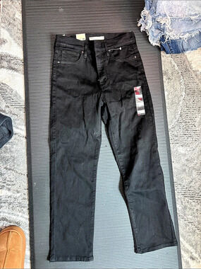 Levi's Wedgie Straight Women's Black Jeans NWT